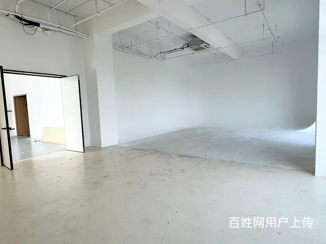 实拍 层高4.8米三面采光落地窗 拍摄 直播 服装展厅都适合 - 图片 9