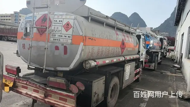 二手东风5吨油罐车加油车带手续转让 - 图片 5