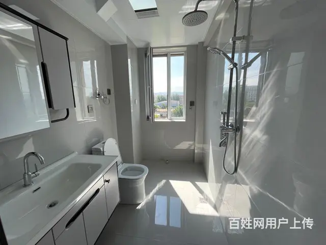枫香雅郡一期 5楼，80平，两室通厅，精装修未住，全新家具， - 图片 8