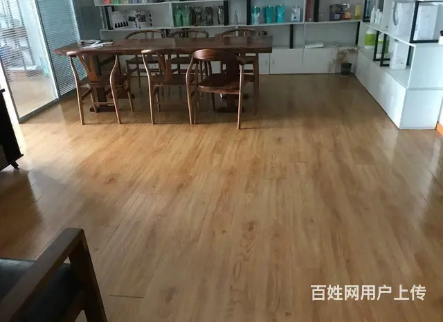 楼层，精装修，东南向，视眼开阔 - 图片 2