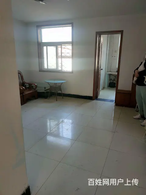 一楼住房出租 - 图片 1