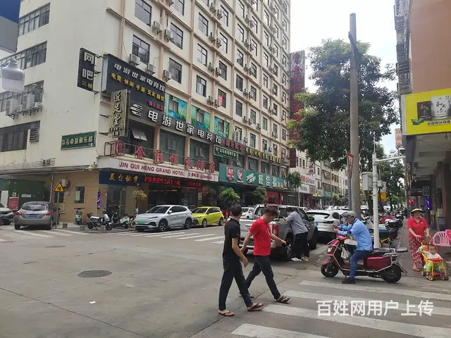 （51旺铺推荐）滨涯花园新村三叶西路40平便利店转让 - 图片 6