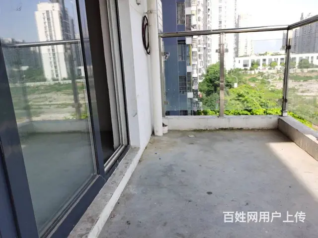 滨江西区中间楼层三朝南户型难得一套急卖可谈有钥匙随 - 图片 3