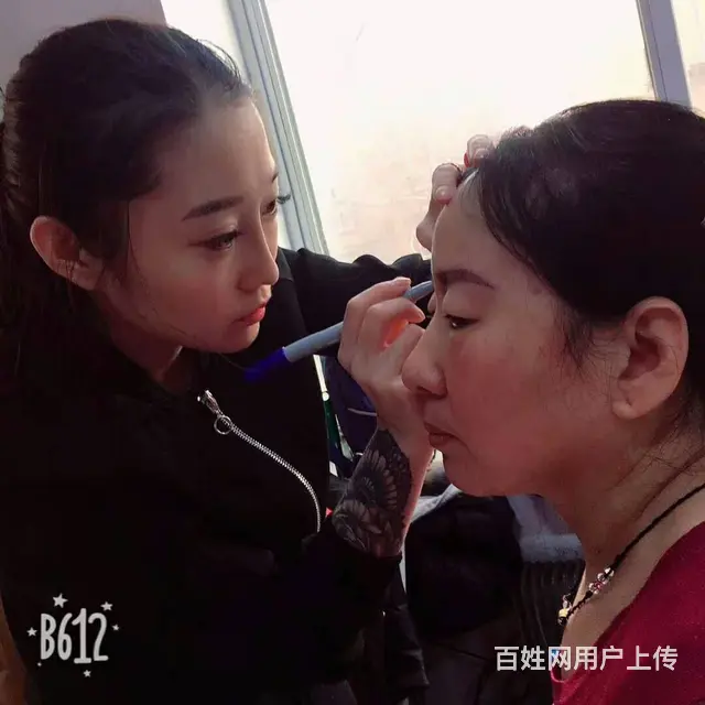 沈阳化妆哪家好女生初中毕业学技术 - 图片 4