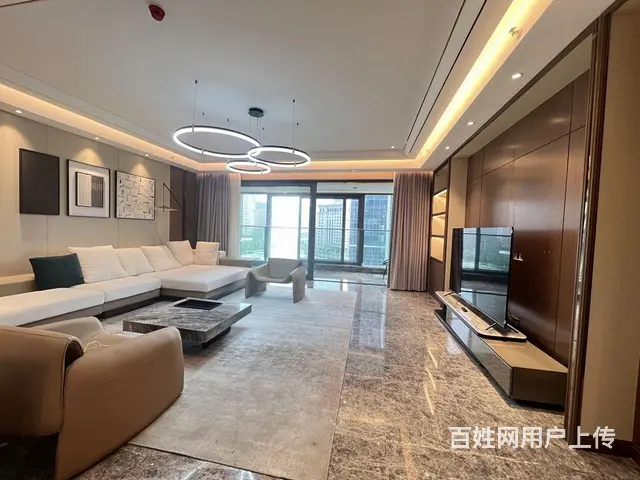 真房  降价租 SKP 汉街 融创 带衣帽间大浴缸 - 图片 1