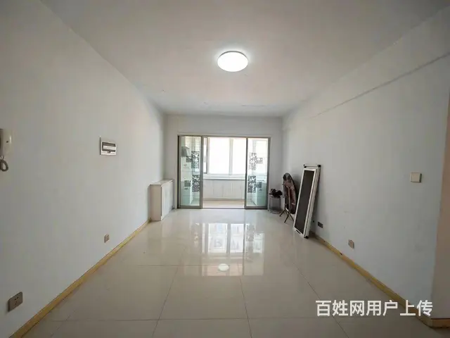 豪德新天地  车库上二楼   75平  两室阴阳格局  简单 - 图片 2