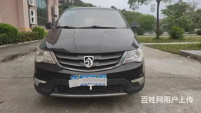 宝骏730 2015款 1.8 手动 舒适ESP版7座 - 图片 1