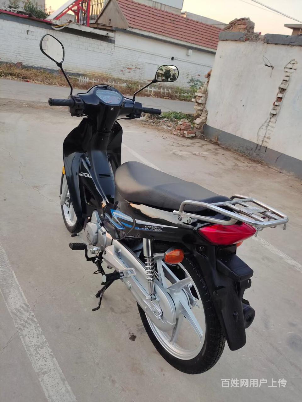 精品个人二手摩托车本田弯梁