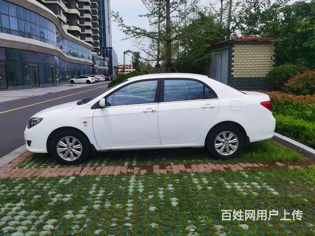 比亚迪L3 2013款 1.5 双离合 尊贵型 - 图片 6