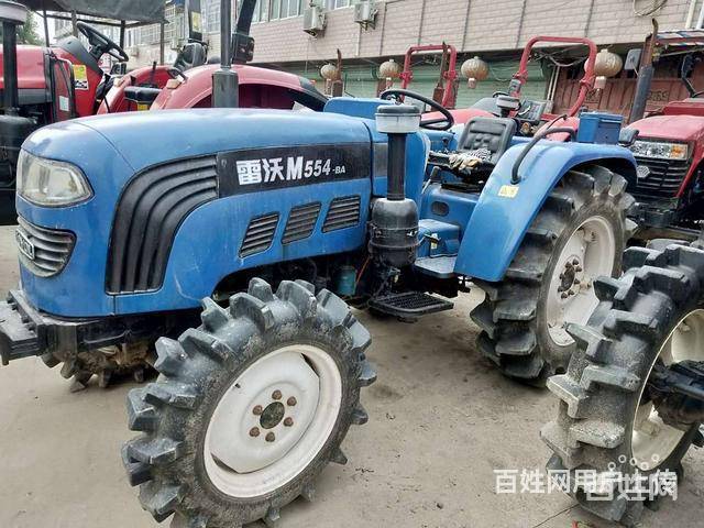 合作社处理一批拖拉机，东方红沃得雷沃耕王等各种品牌的图片