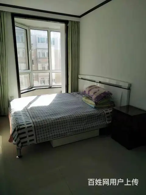 东方名苑，6楼，不是顶，75平， - 图片