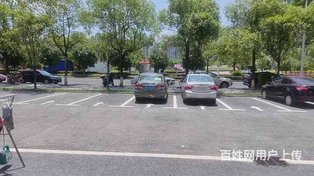 临街门面，位置优越，人流量大，生意好做 - 图片 4