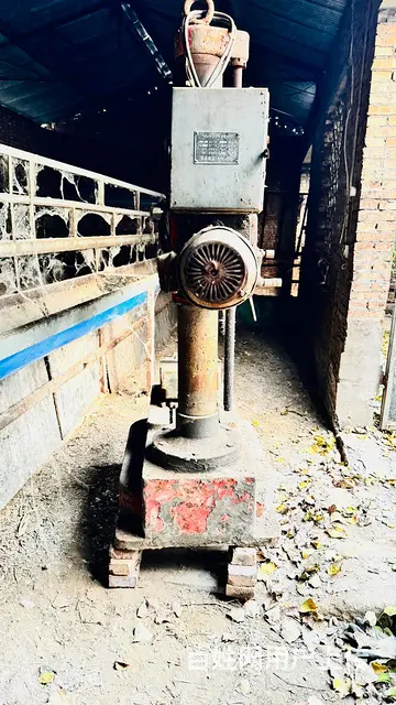 Z3732*8万向摇臂钻360度旋转 钻孔直径32 - 图片 6