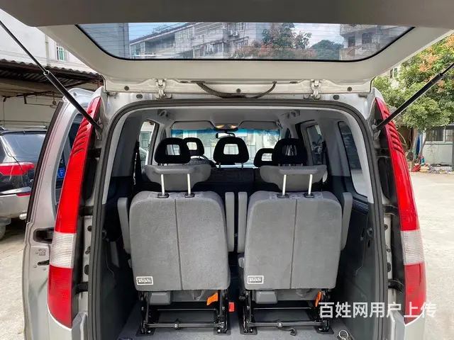 03年奔驰万里傲7座商务车 - 图片 9