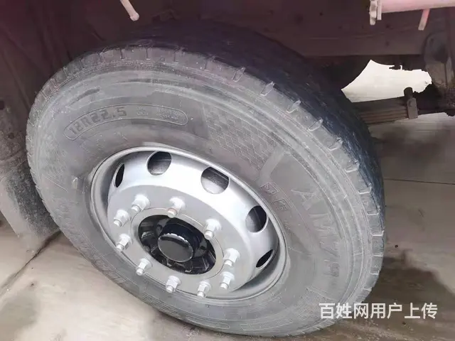 国四江淮前四后四高栏车245马力9米6货厢 - 图片 4