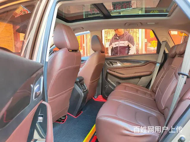 宝骏560 2017款 1.5T 双离合 尊享型5座 - 图片 10