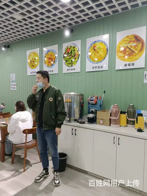 7843(七P）个人城西区万达金街街口临街旺铺餐饮店转让 - 图片 3