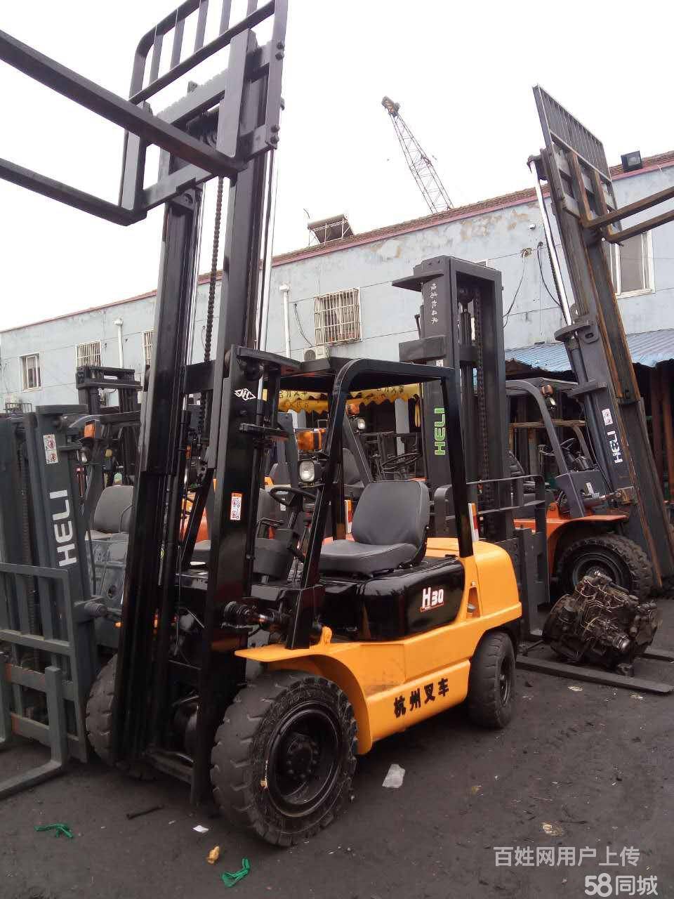 转让二手侧移柴油叉车,新款4米堆高叉车低价秒杀