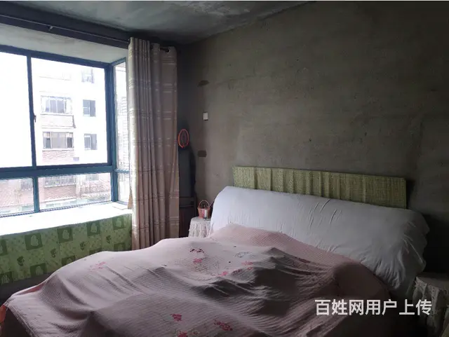 御泉湾多层3楼四室两厅一厨两卫一阳台毛坯房出售 - 图片 1