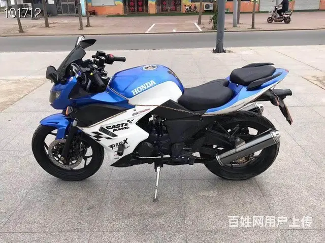 本田大S款跑车。实表几百公里。车身改装彩灯。 - 图片 1