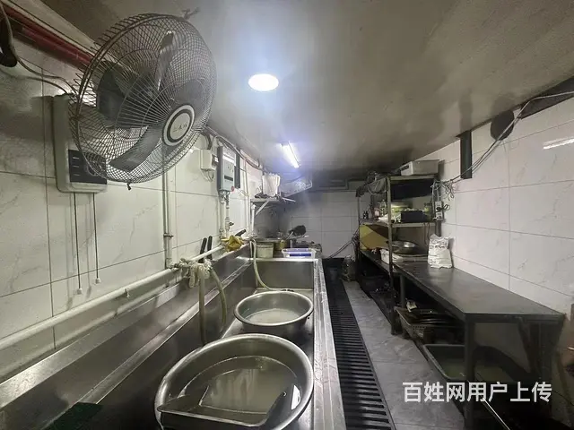 (旺铺猫)：新体正对 四百平带停车场 火锅 餐饮旺铺整转 - 图片 5