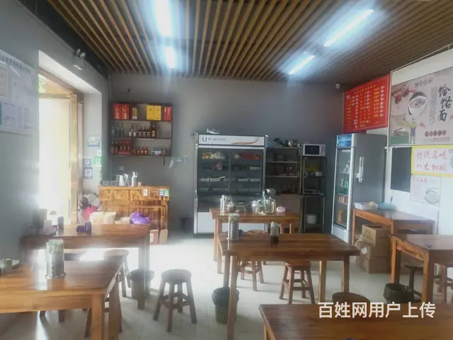 《易转》居民社区进出口工业园区正对面特色餐饮店转让！ - 图片 2