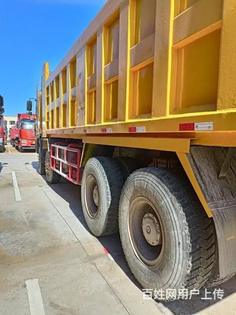 国五江淮前四后八自卸车8米货箱375马力 - 图片 5