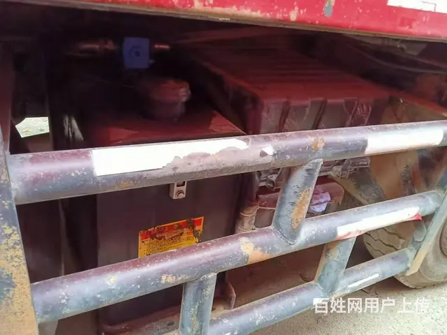有八台5米4乘龙M3前四后四自卸200马力国五 - 图片 8