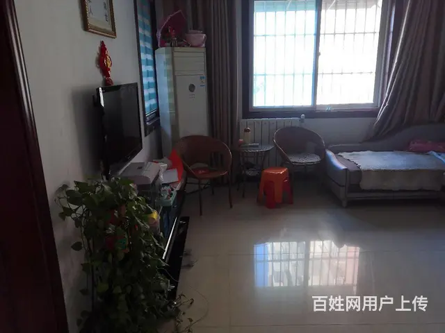 泉城附近，康馨园二楼暖气房，三室两厅一卫精装修，送储藏室 - 图片 2