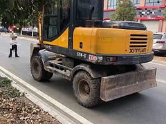 急售新源75-8二手轮挖 各种手续齐全质保一年