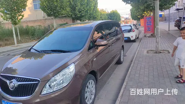 别克GL8 2018款 GL8 商旅车 2.0T 手自一体 - 图片 2
