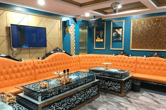 郑州商务ktv预定中心,提供超豪华超便宜商务ktv包厢预订,商务ktv消费