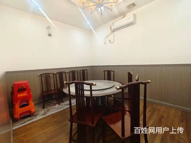 （51旺铺推荐）低价转让凯盛广场360平餐饮店 - 图片 5