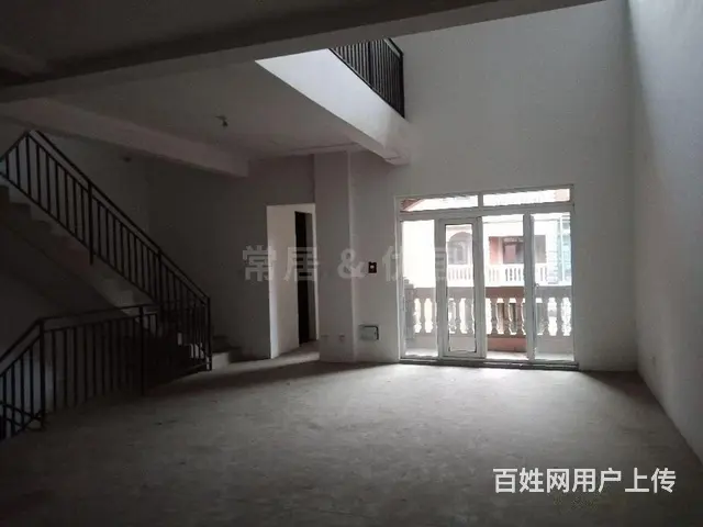 新出 环球港旁 美林湖水岸风情 纯别墅区环境好格局大适合久住 - 图片 1