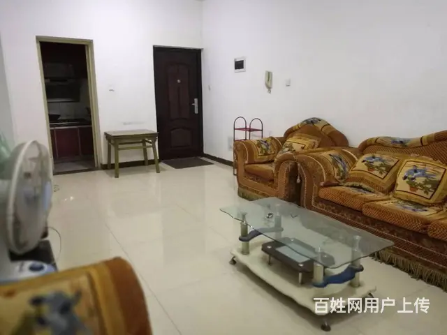 龙华二期套二出租 - 图片 1