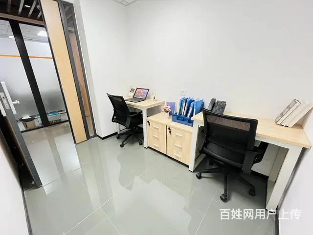 小户型办公 ！正地铁口 租金全包无杂费 有1至5人独立办公室 - 图片 1