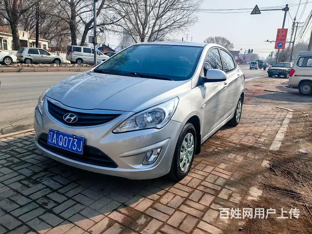 现代瑞纳 - 图片 2
