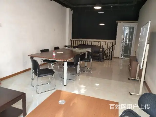 【都市时讯免费找店】鼎元学府服装店 - 图片 7