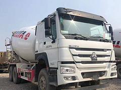 19年二手豪沃搅拌车 大14方 后八轮 亚特上装