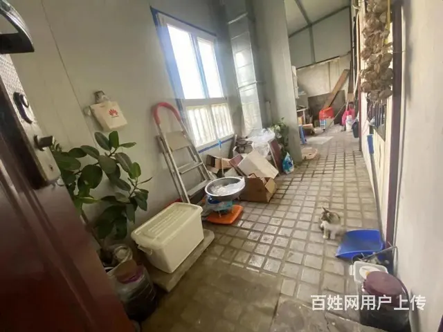 市 北国中北世纪城附近   多层 老证三室带地下室62万 - 图片 1