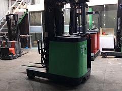 仓储货架堆高4米前移式叉车，狭窄仓库专用二手叉车