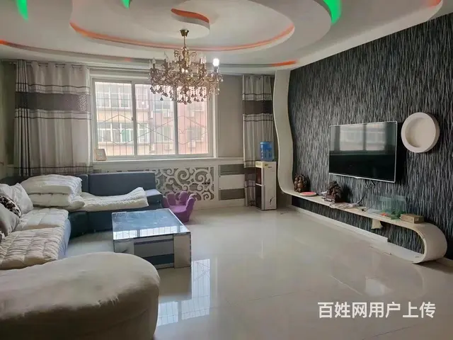 达活泉附近4层三居室带车库  普通住宅 精装修 - 图片 1