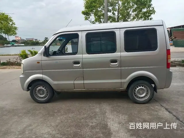 东风小康面包车7座 - 图片 4