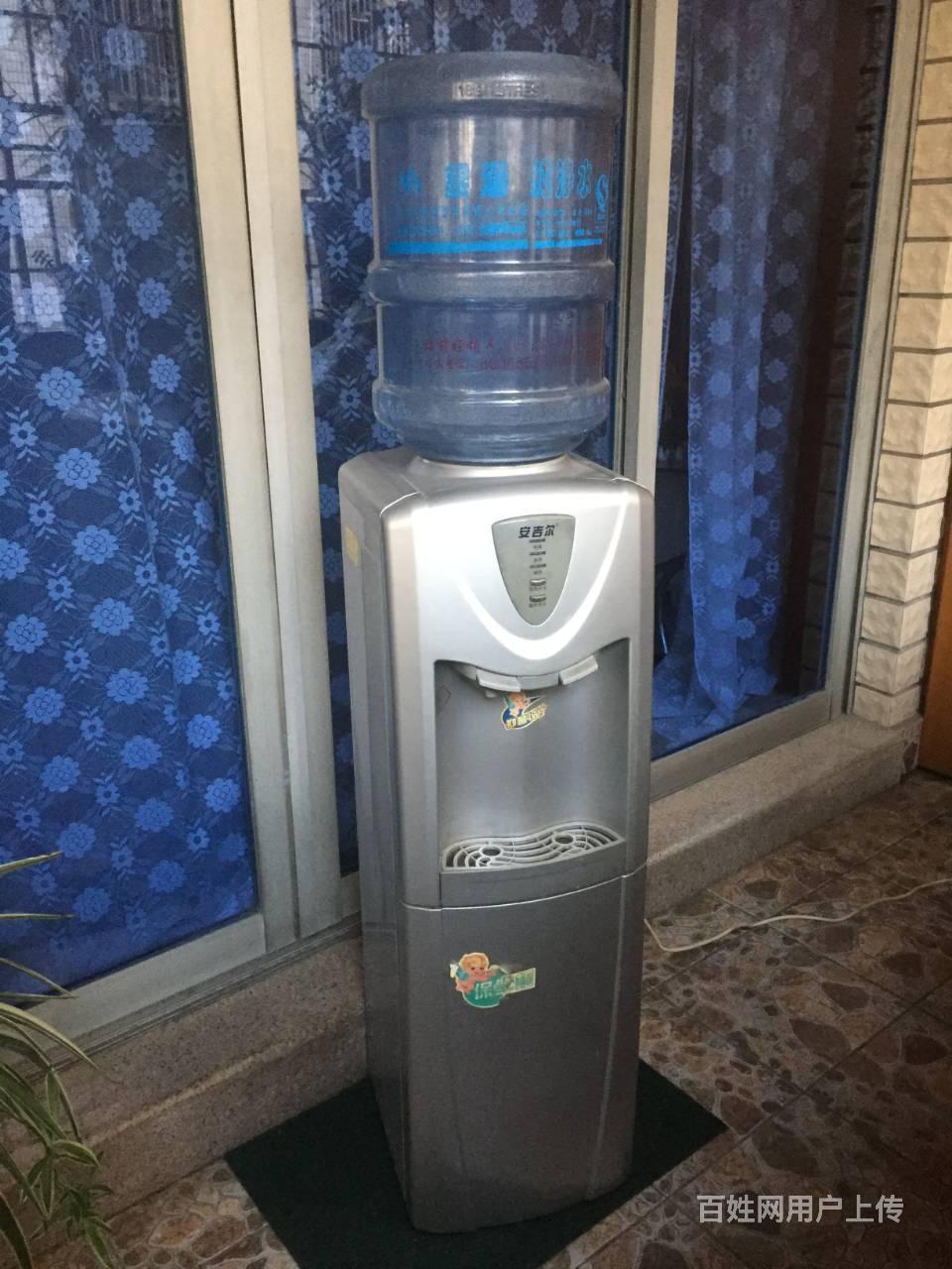 低价转让饮水机1套