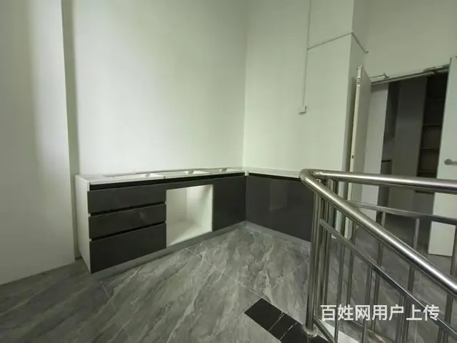 （51旺铺推荐）迎宾路鸿坤假日140平铺面出租（上下两层） - 图片 8