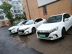 比亚迪 秦 2015款 1.5T 双离合 双冠旗舰Plus版