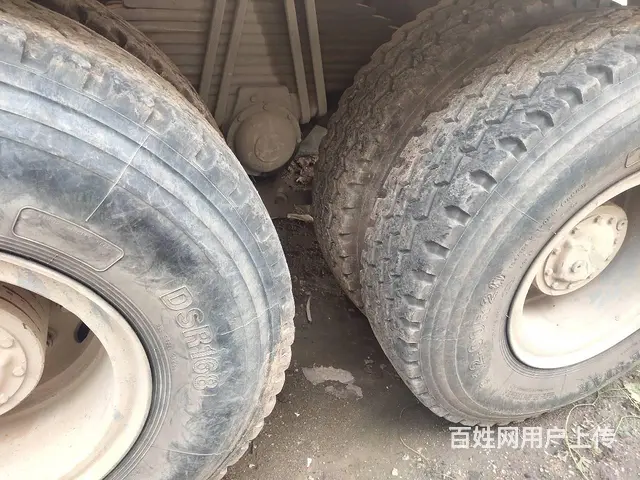 出售17年国五二手豪沃搅拌车 大14方 精品车况 - 图片 9