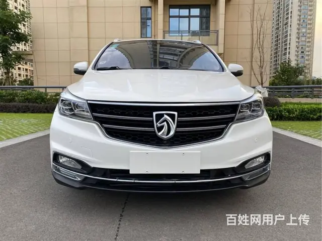 宝骏 宝骏730 2019款 1.5 手动 超值型7座 - 图片 1