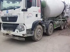 出售18年豪沃轻量化搅拌车 大14方 340马力