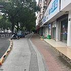 出租星河园，一层两间店面，租金6.5万/年 简单装修